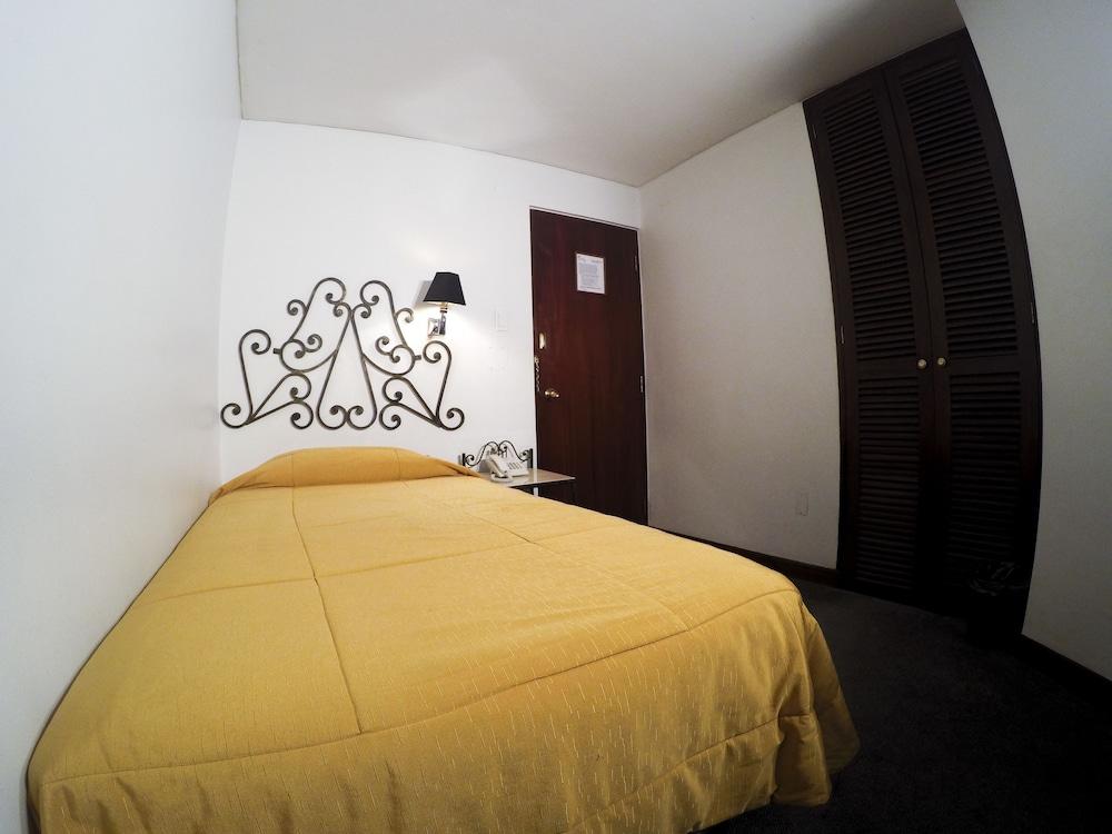 Pan American Hotel 3*